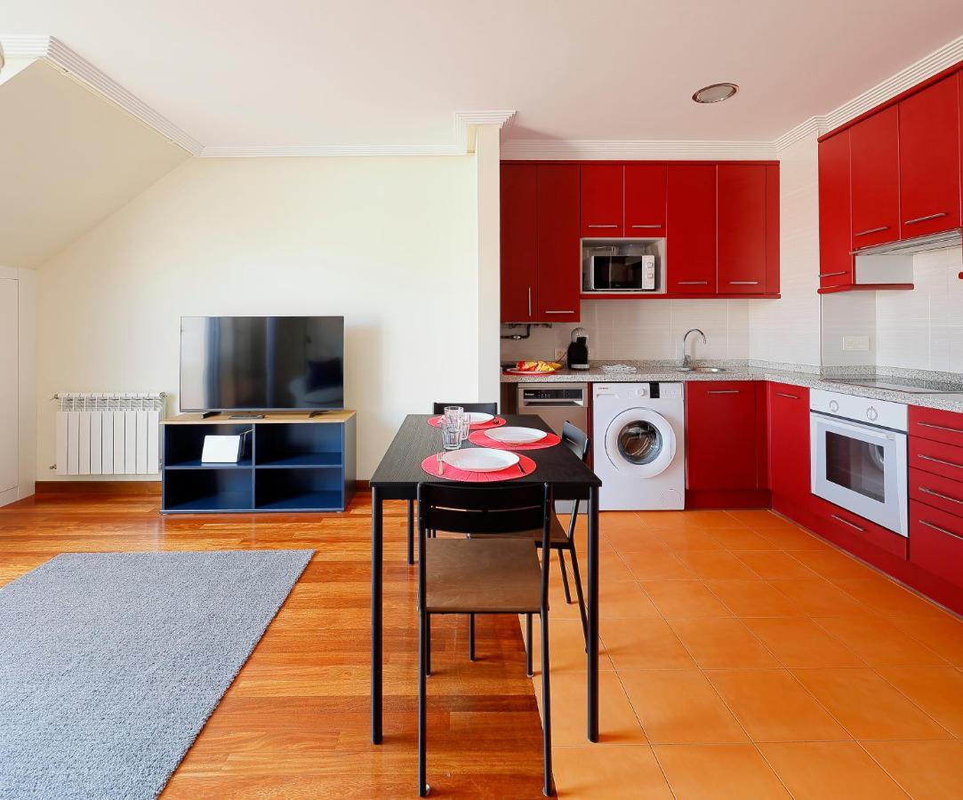 Atico Con Terraza, Vistas Al Mar Y Parking En Playa De S Lorenzo Gijon Exterior photo